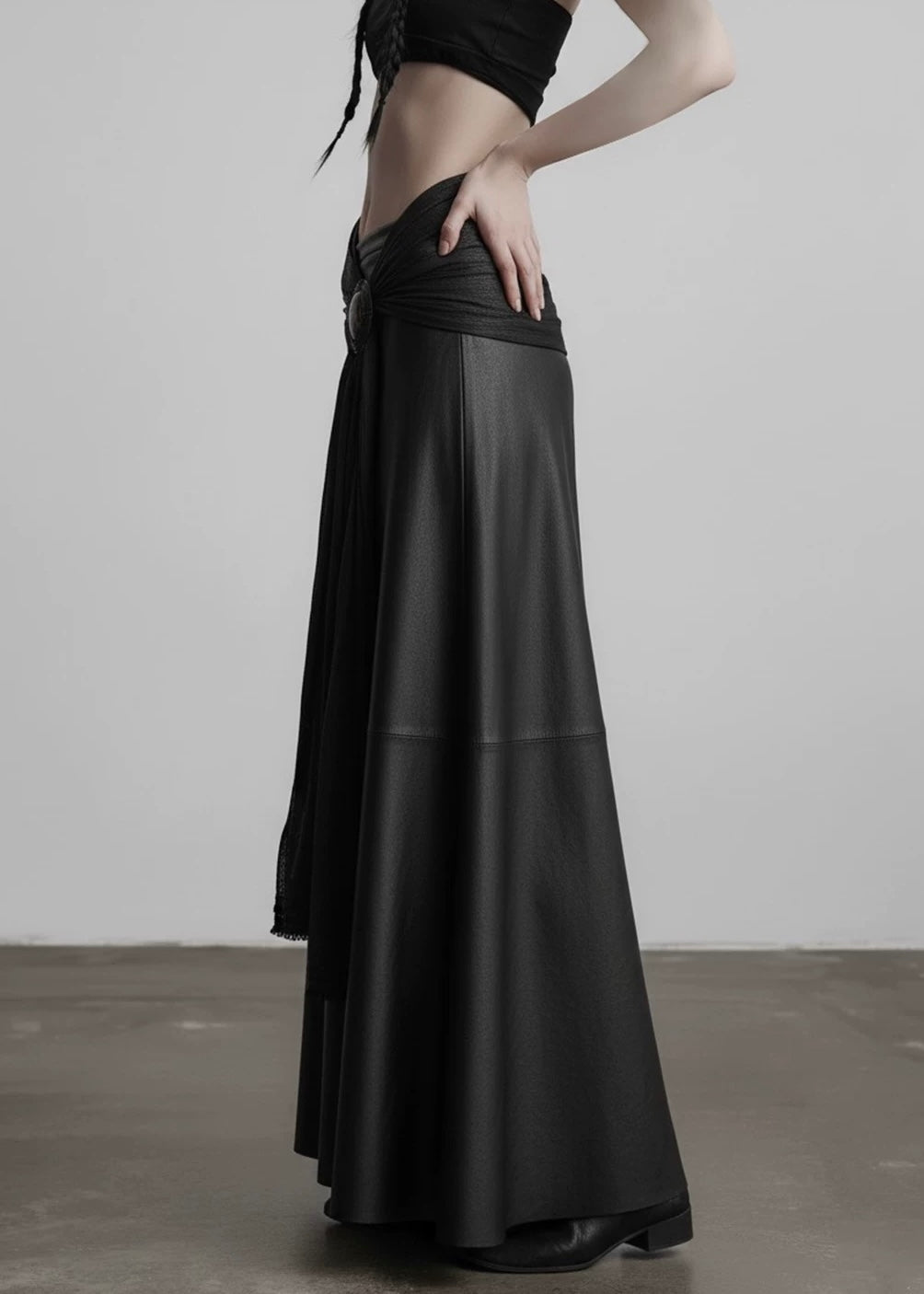 PUレザーミディスカート / VO1317