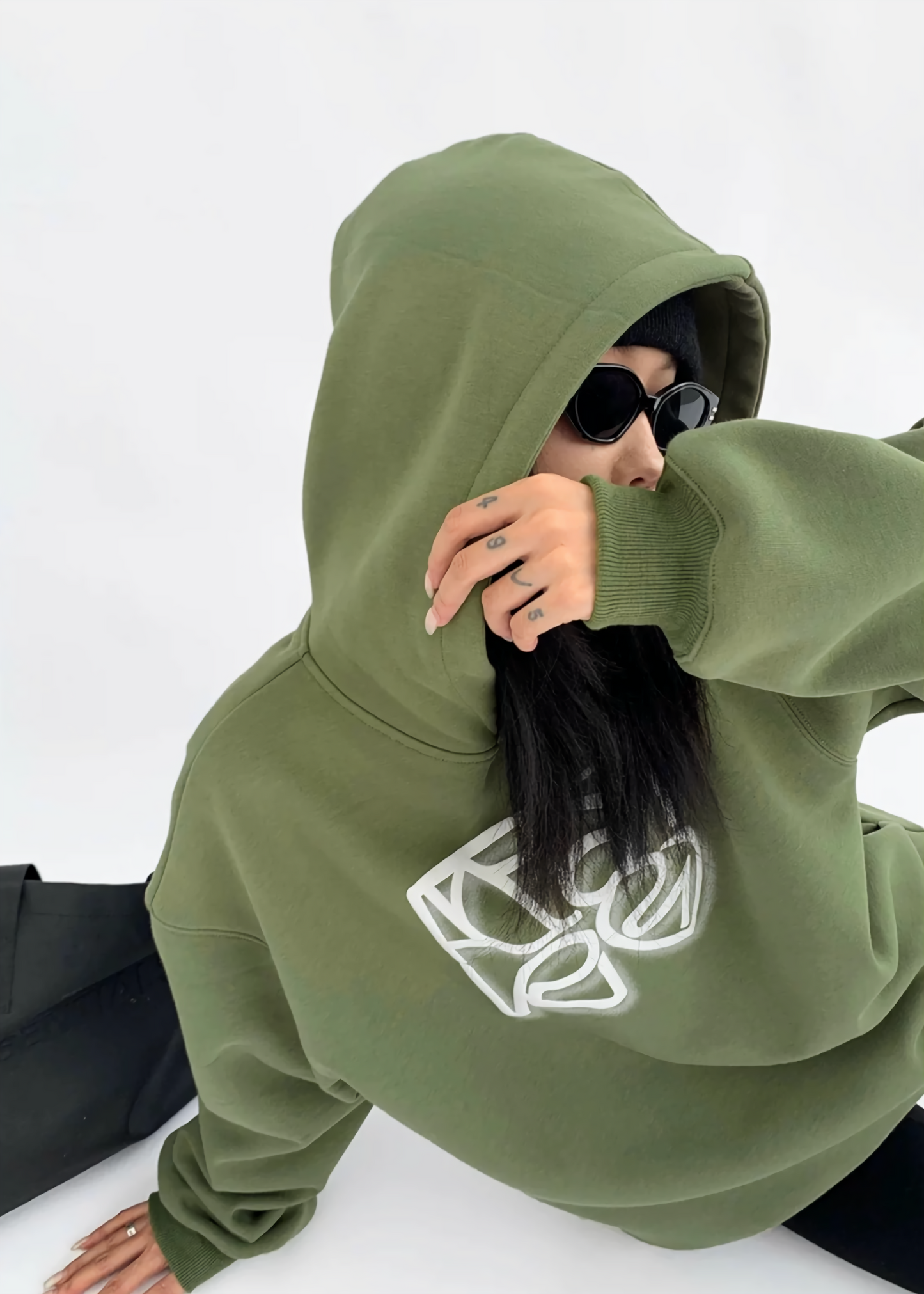 Logo Big Silhouette Hoodie / AS1141