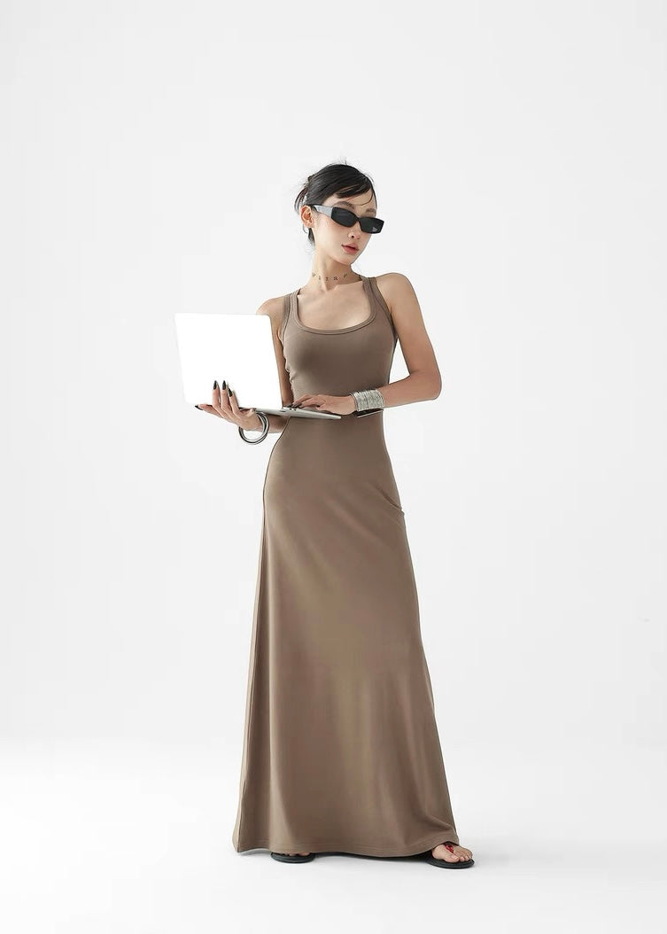 Slim back design long dress / AS1315