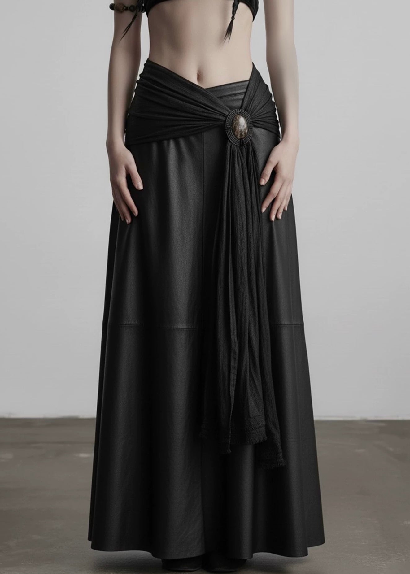 PUレザーミディスカート / VO1317