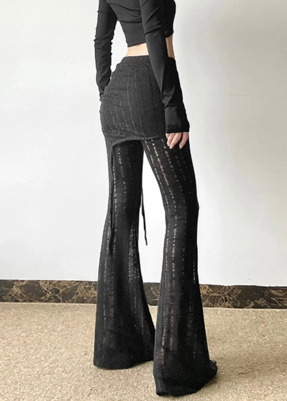 カットアウトフレアパンツ / VO1249