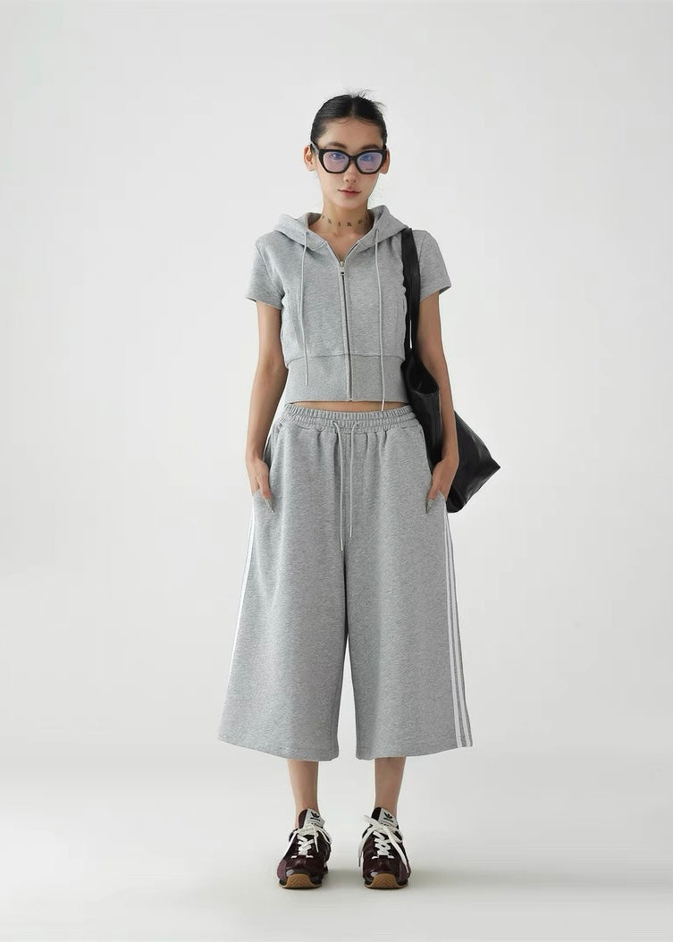 Hooded slim fit cropped top ＆ wide leg cropped pants / AS1295