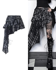 イレギュラーブラックチェック柄スカート / VO1300