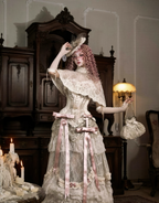 Lace Victoria Short Cape & Necklace / DR09