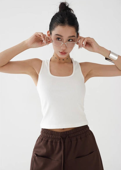 Slim fit sleeveless top / AS1290