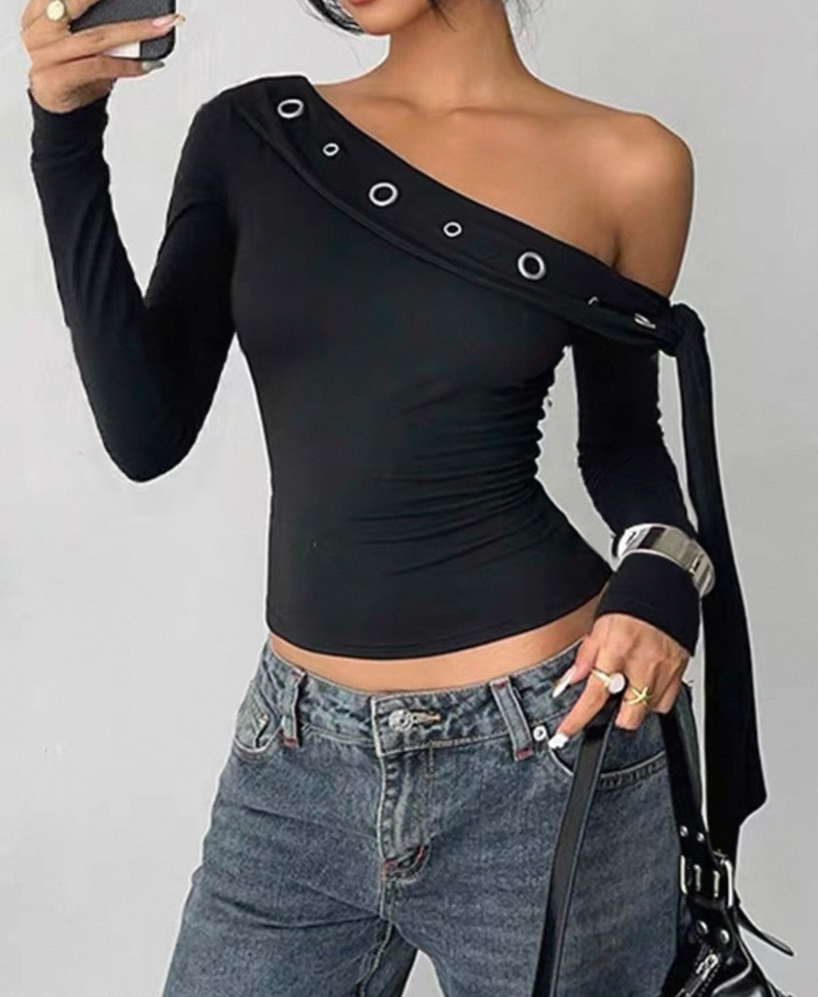 オフショルリボンデザインカットソー / VO1310