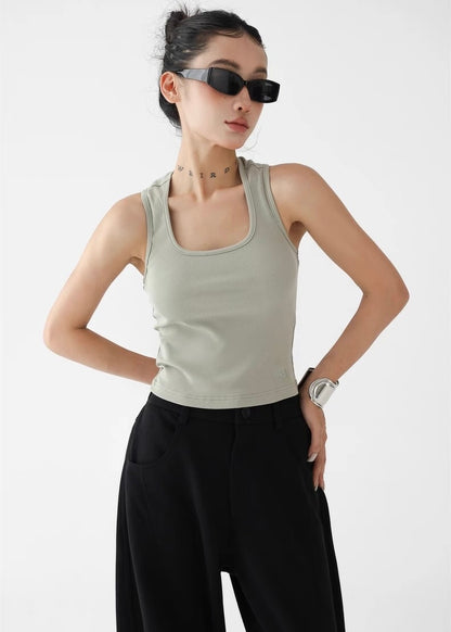 Slim fit sleeveless top / AS1290