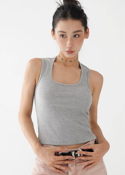 Slim fit sleeveless top / AS1290