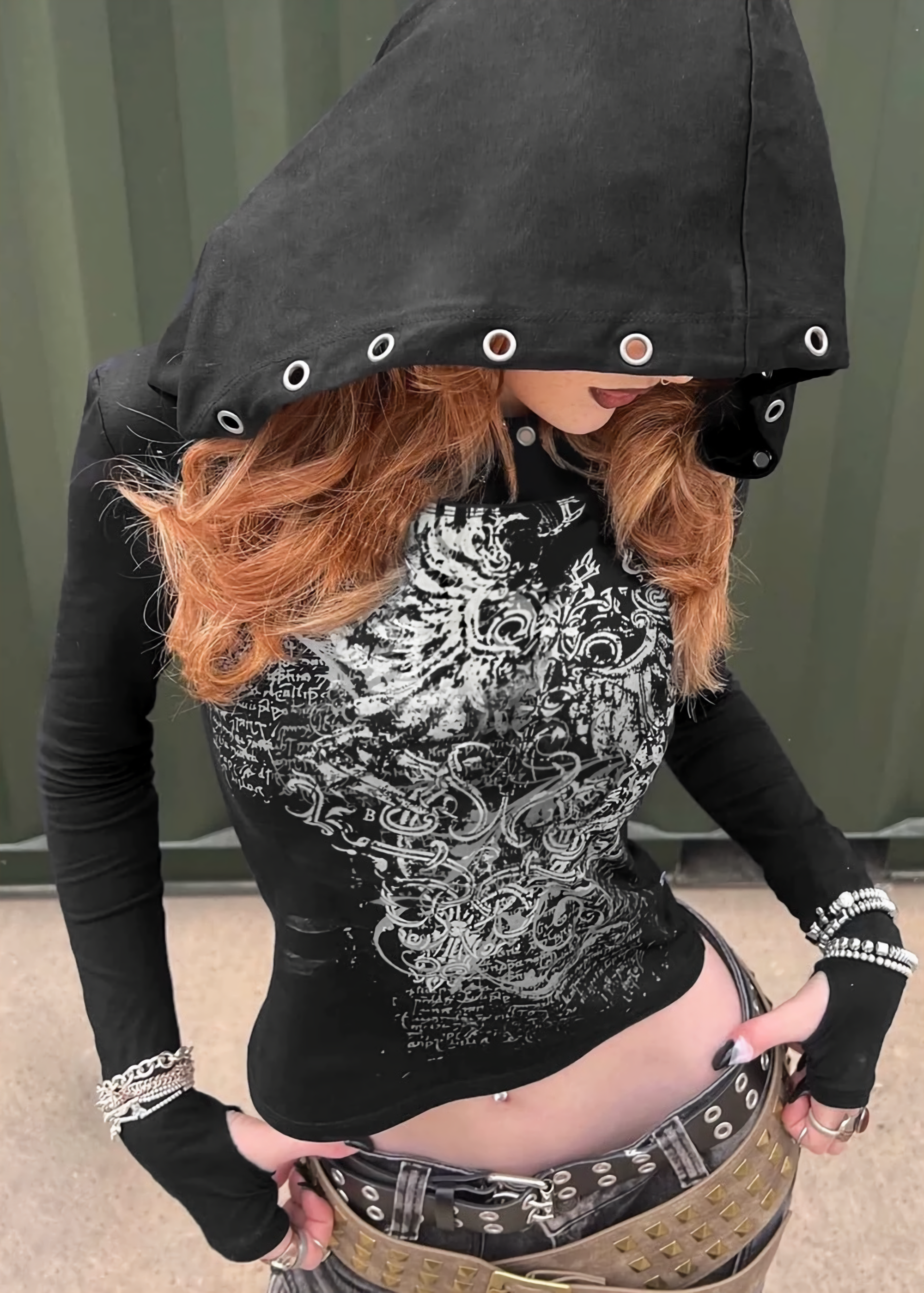 リベットプリントフーディー / vo1282