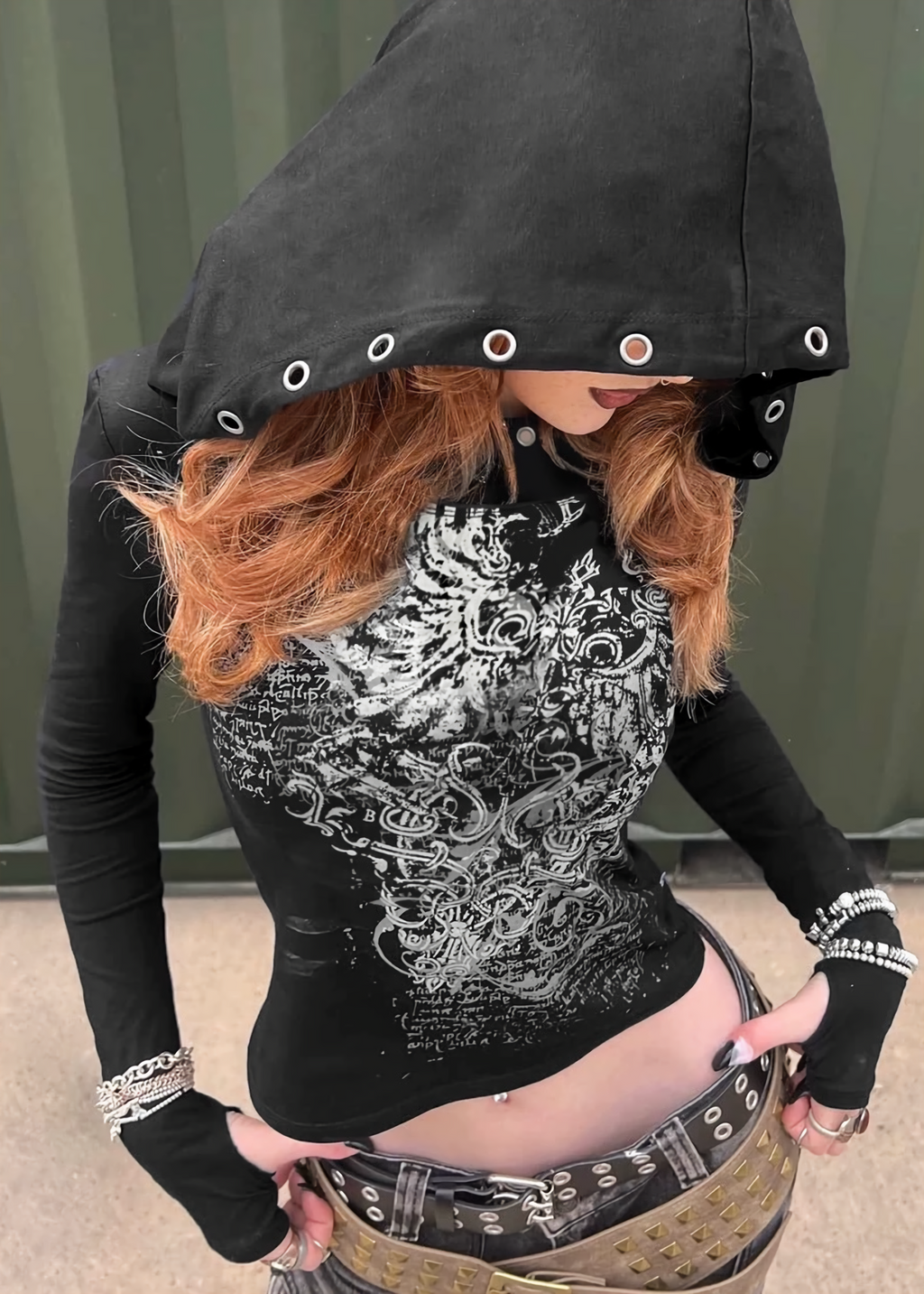 リベットプリントフーディー / vo1282