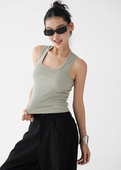 Slim fit sleeveless top / AS1290