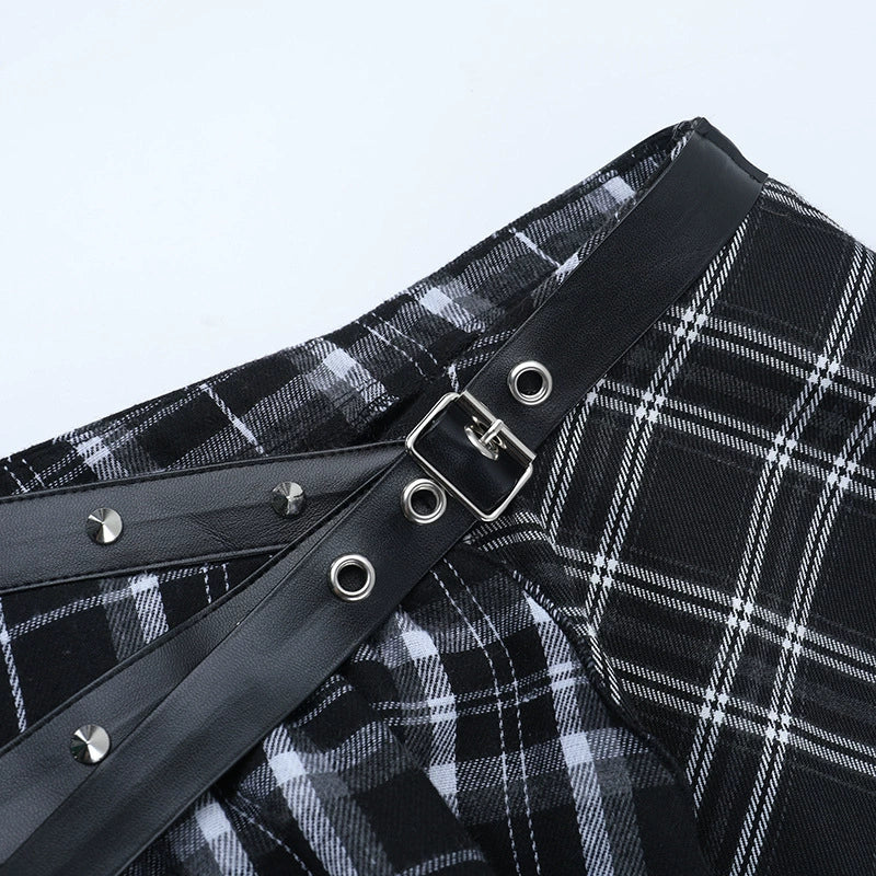 イレギュラーブラックチェック柄スカート / VO1300