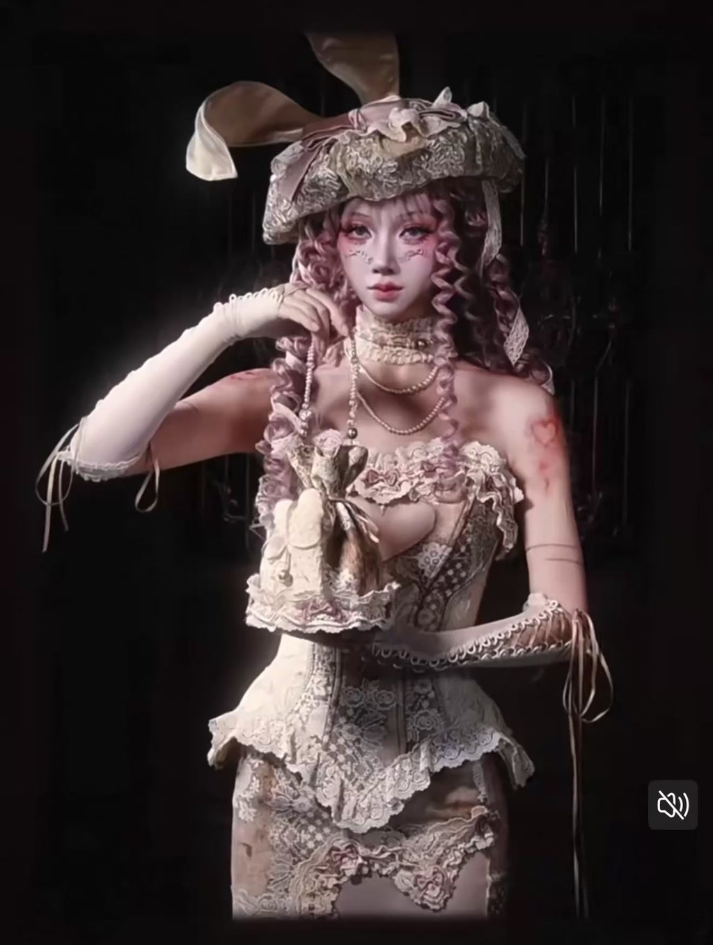 Love Retro Elegant Drawstring Bag / DR11